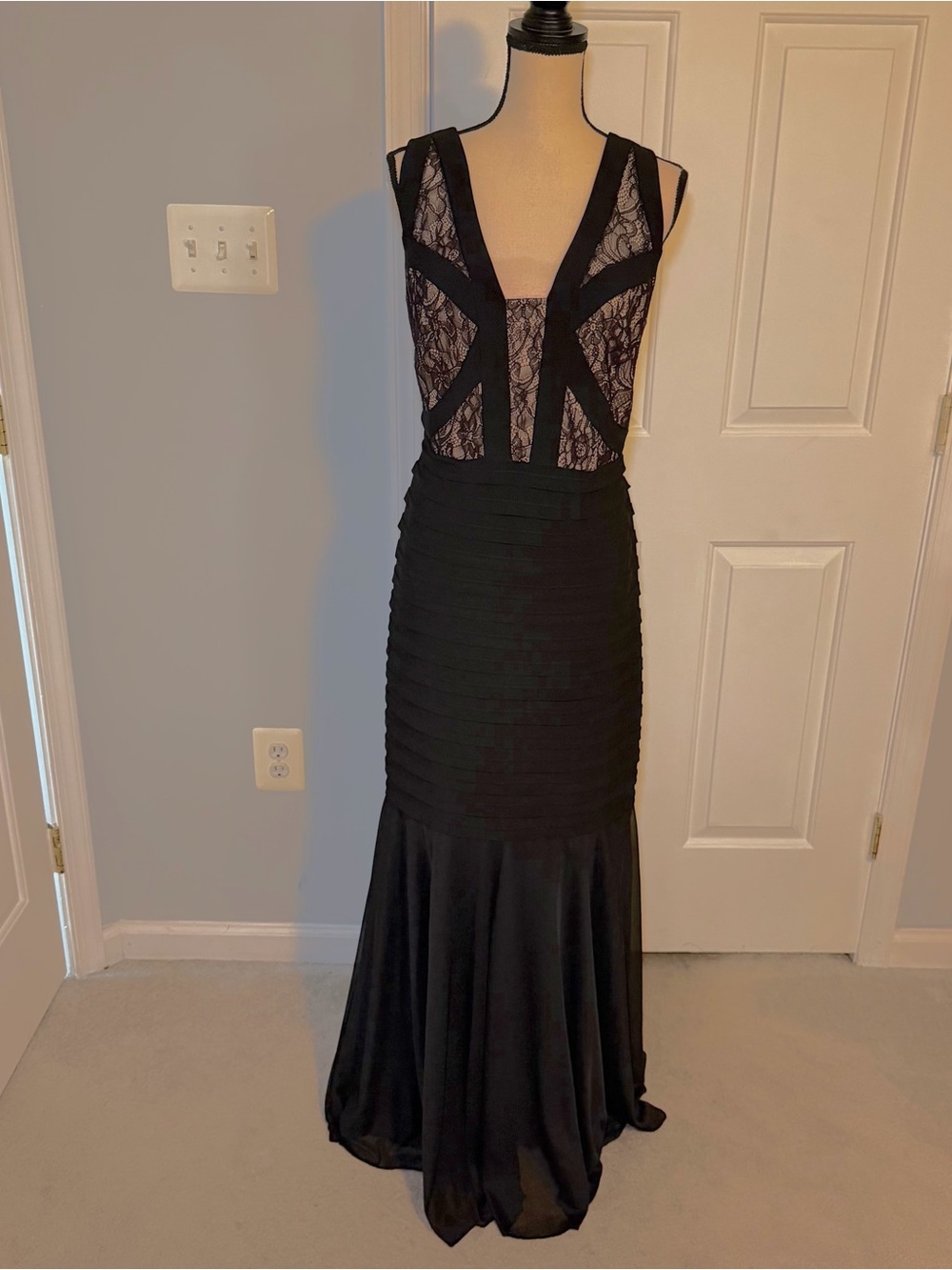 Xscape Black Lace-Panel Ruched Mermaid Gown